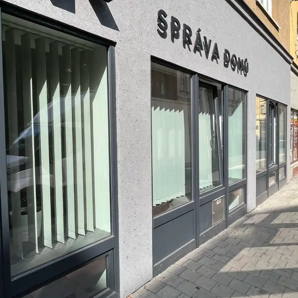 Fasádní dekorační soklová omítka se slídou Marmurit Decor, odstín šedý - vulcano